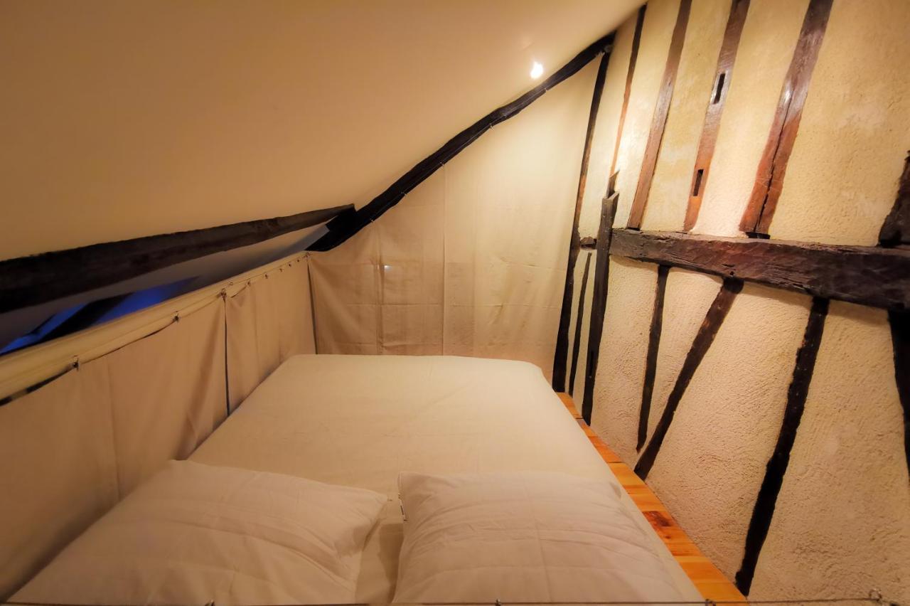 Appartamento Loft Atypique Au Calme Avec Cour Privative Bourges Esterno foto